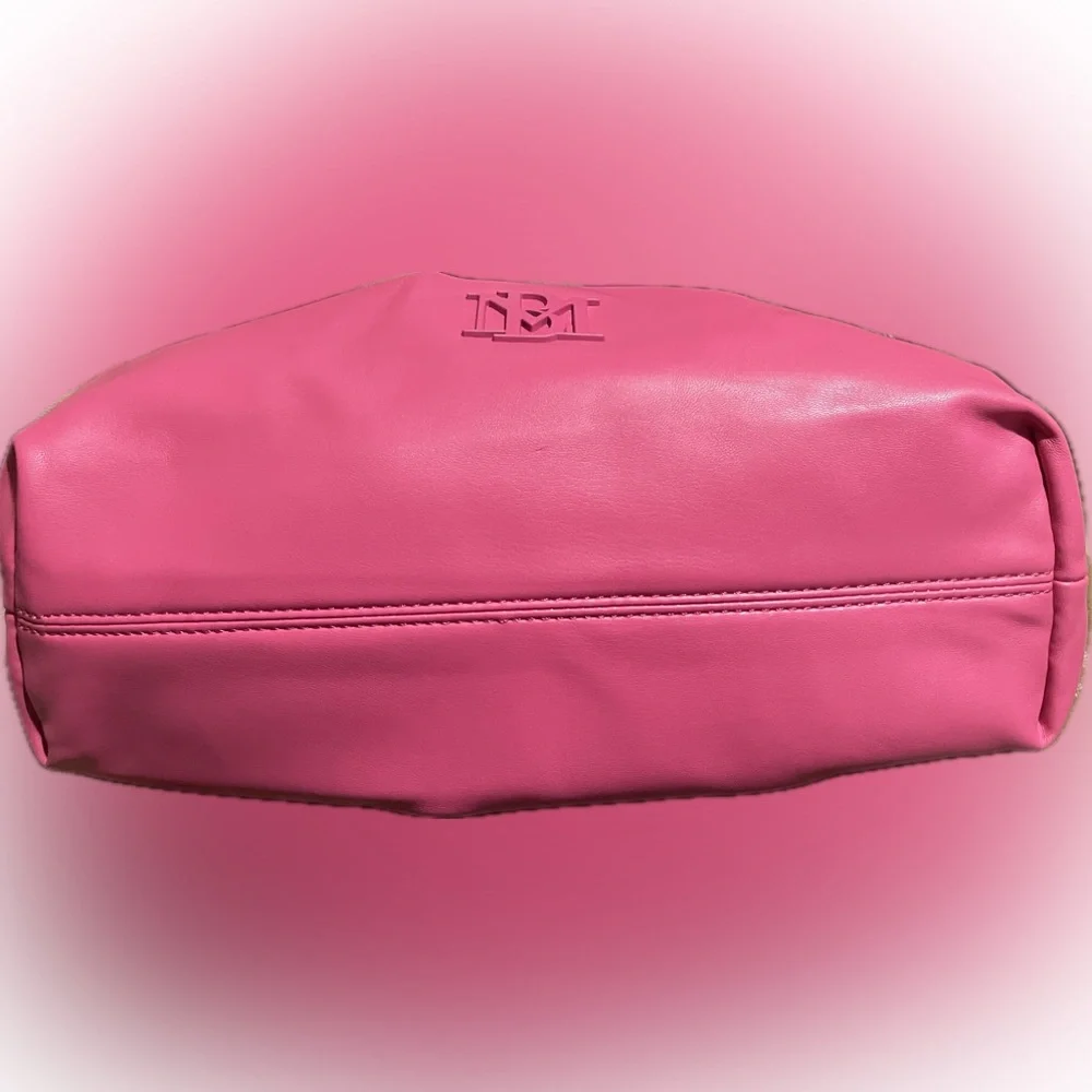 BADGLEY MISCHKA WRAPPED FRAME CROSSBODY HOT PINK NWT - Picture 3 of 4